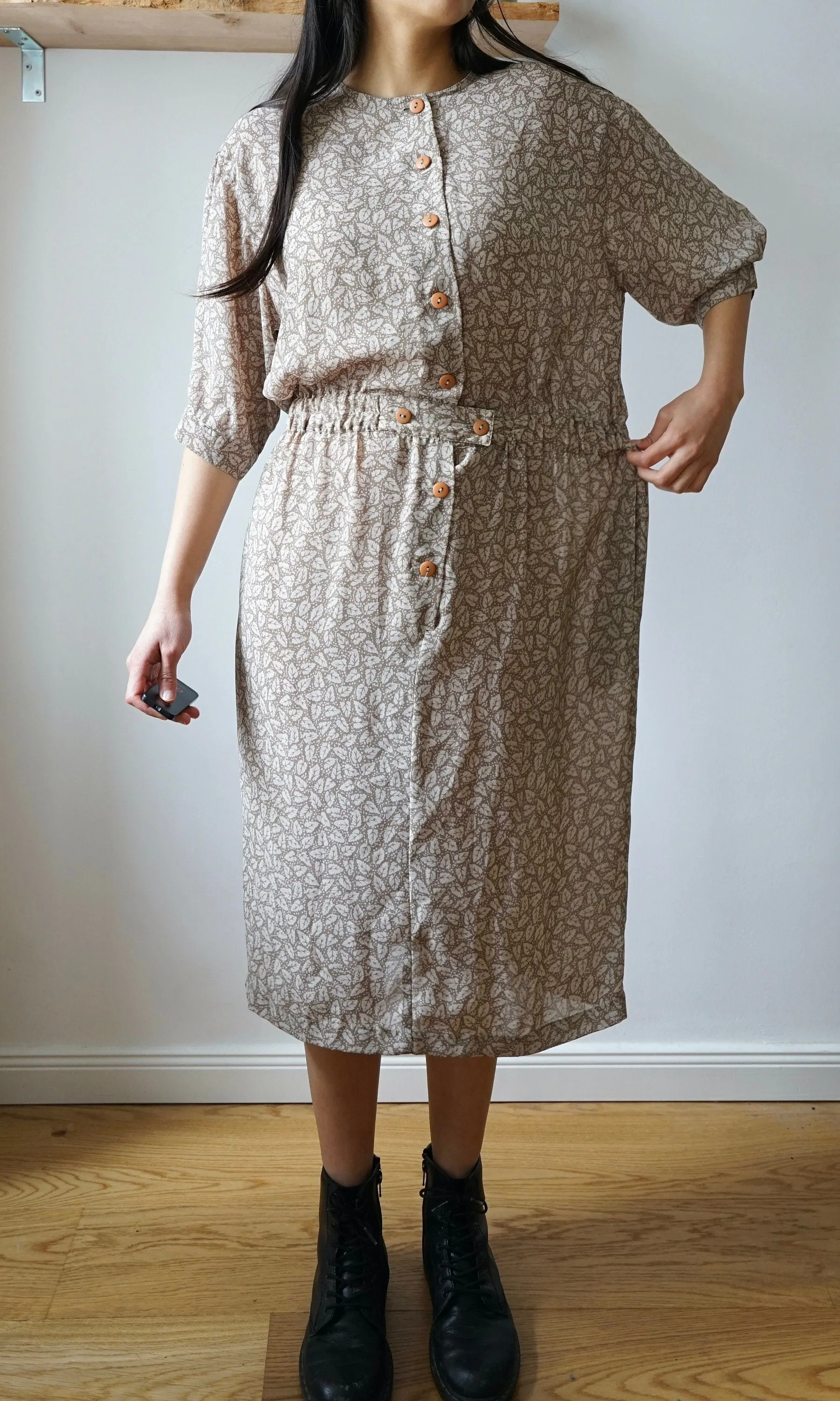 Vintage white beige Dress size M